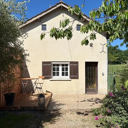 Сasa de vacaciones Au Murmure Du Bois - Maison 6 Personnes En Dordogne *